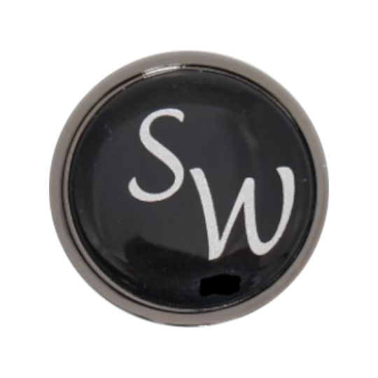 Golfball-Marker metallic-schwarz mit INITIALEN